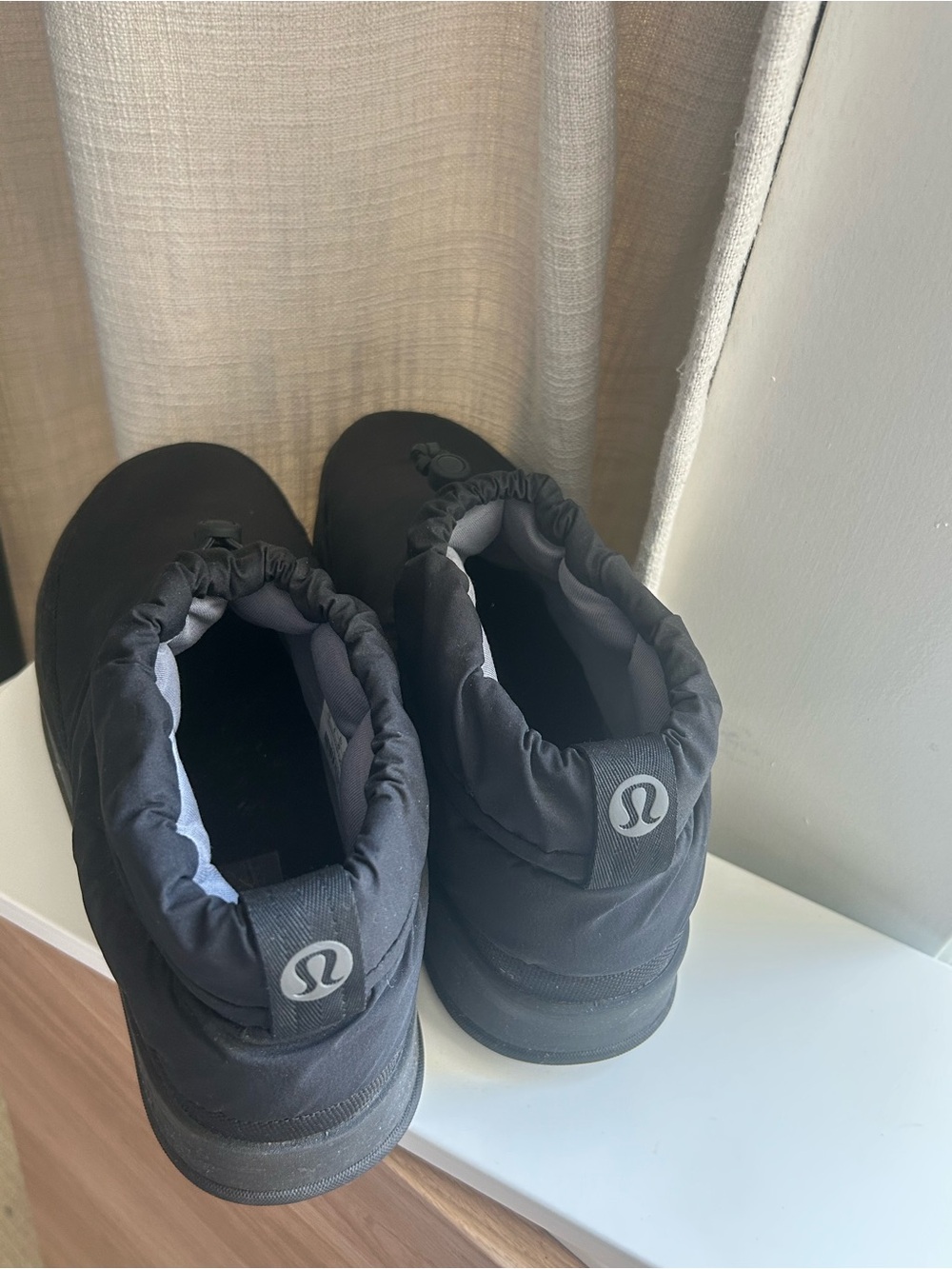 Lululemon Wunder puff Black Boot 7.5 - Picture 5 of 6